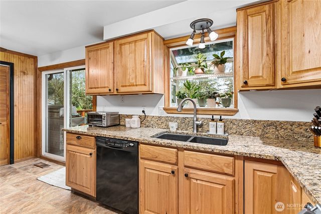 6786 La Bello Drive, Lynden, WA 98264