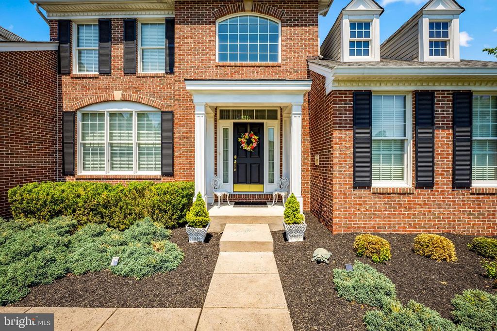 Image 3 of property listing at 2121 OVERLOOK CT, Bel Air, MD 21015