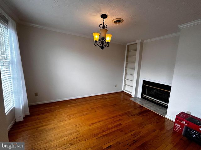 2638 DANIEL TER, Winchester, VA 22601