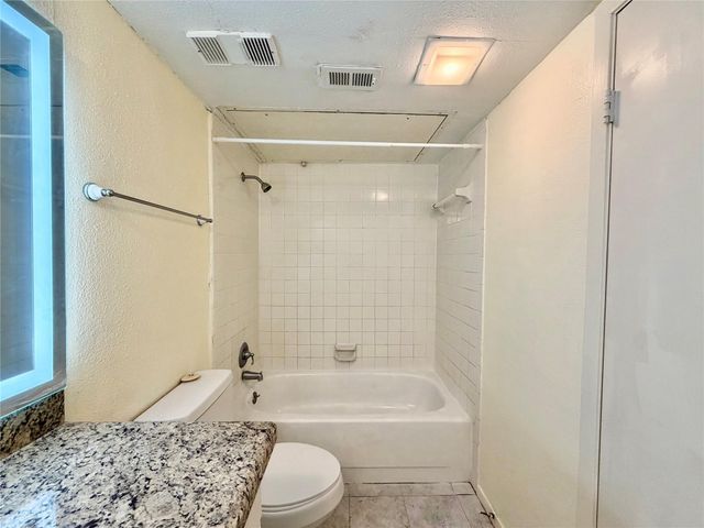 2120 Wilcrest Drive 121, Houston, TX 77042