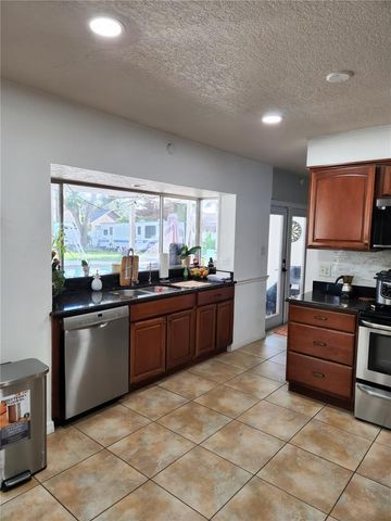 1682 STARFISH STREET, Kissimmee, FL 34744