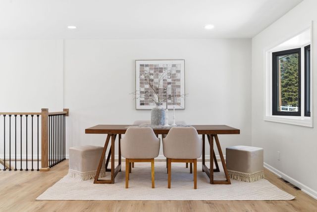 2575 Aladdin Street, Roseville, MN 55113