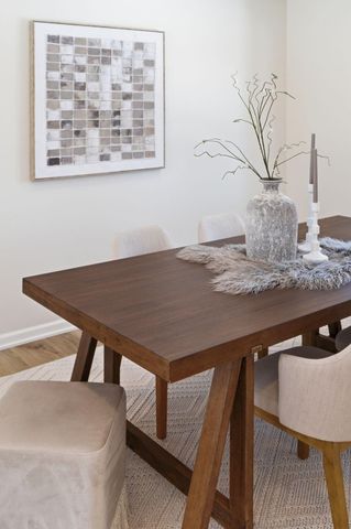 2575 Aladdin Street, Roseville, MN 55113