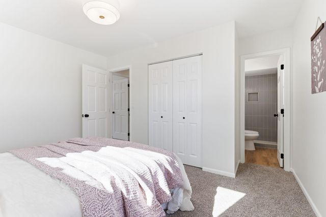 2575 Aladdin Street, Roseville, MN 55113