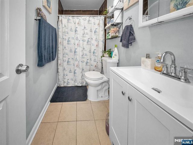 740 E 18th Street, Paterson, NJ 07501