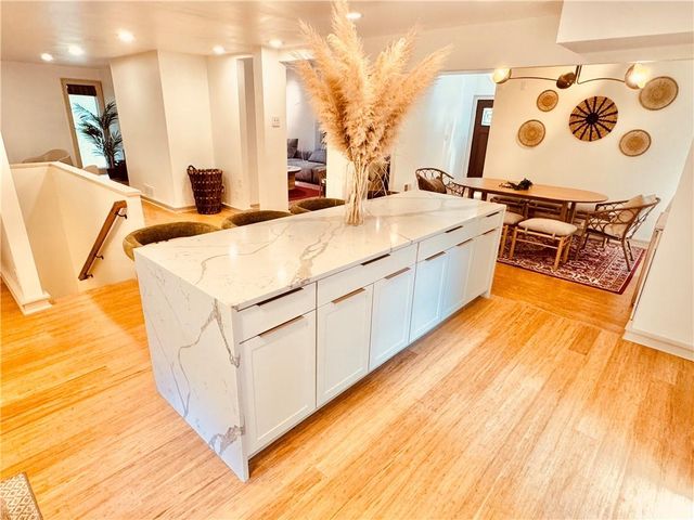 175 River Court Parkway, Atlanta, GA 30328