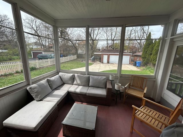 9432 S Pleasant Avenue, Chicago, IL 60643