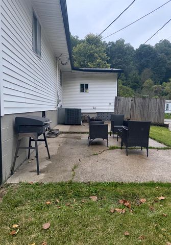 25 Township Road 1508, South Point, OH 45680