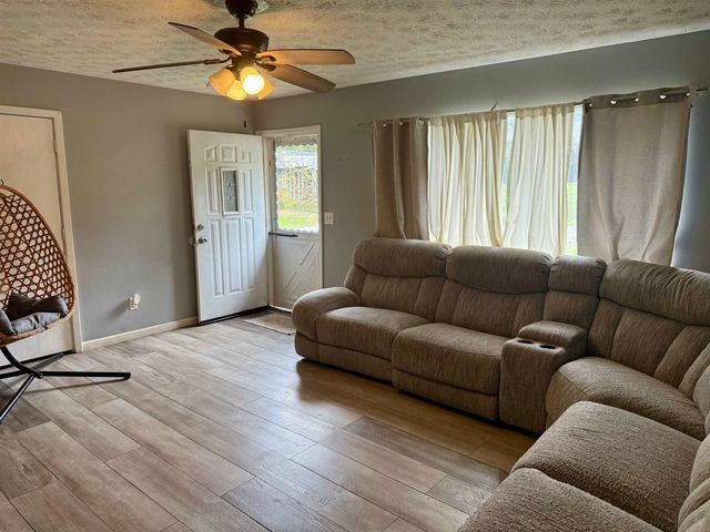 25 Township Road 1508, South Point, OH 45680