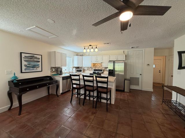 801 NE 2nd Avenue, Delray Beach, FL 33444
