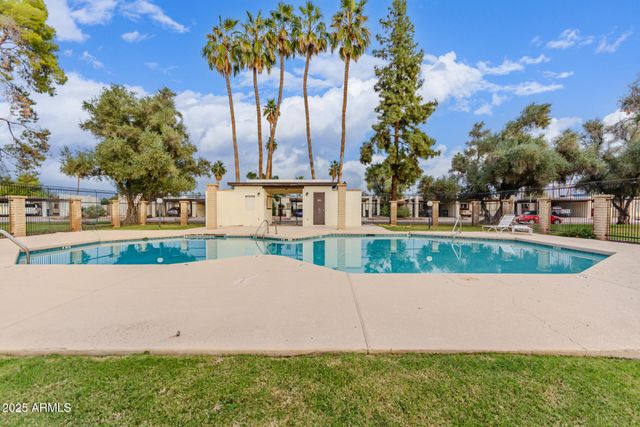 2612 S AZALEA Drive, Tempe, AZ 85282