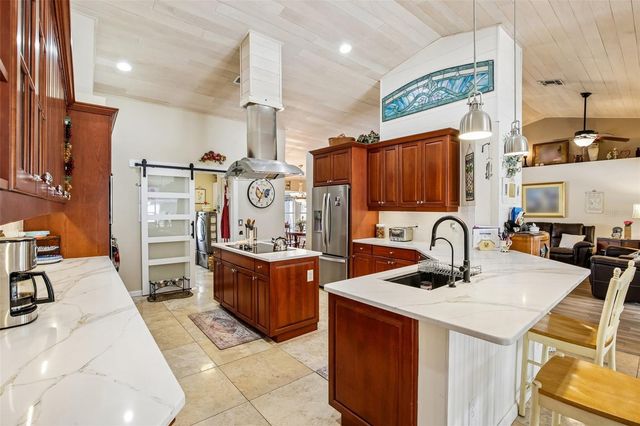 213 N BROCKFIELD DRIVE, Sun City Center, FL 33573