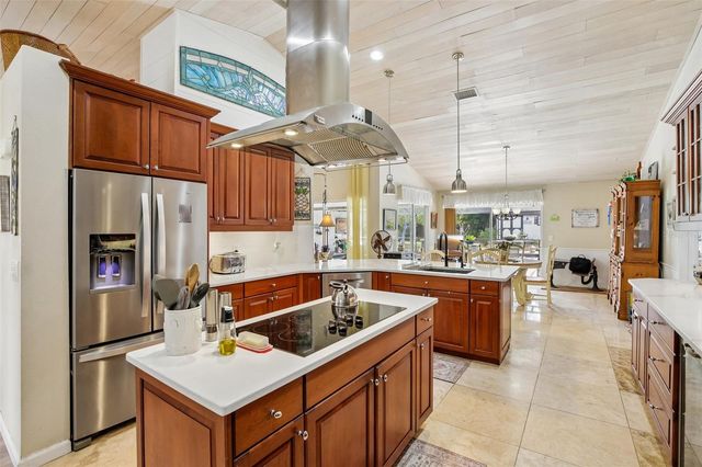 213 N BROCKFIELD DRIVE, Sun City Center, FL 33573