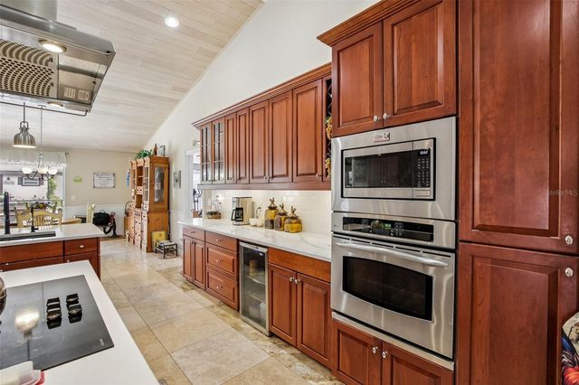 213 N BROCKFIELD DRIVE, Sun City Center, FL 33573