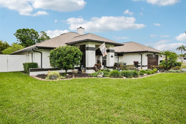 213 N BROCKFIELD DRIVE, Sun City Center, FL 33573
