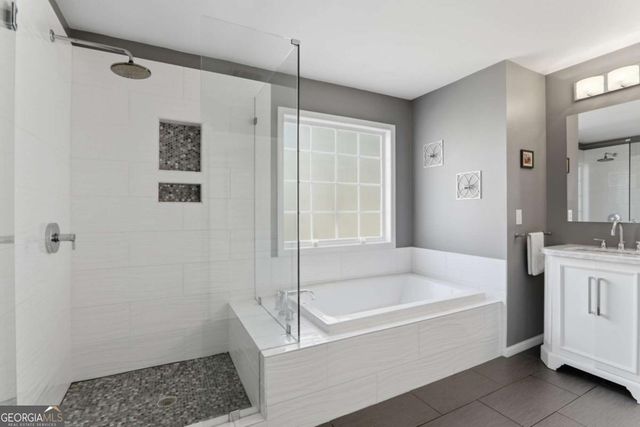 4405 Red Rock Point, Suwanee, GA 30024