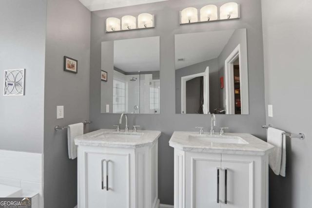 4405 Red Rock Point, Suwanee, GA 30024