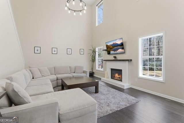 4405 Red Rock Point, Suwanee, GA 30024