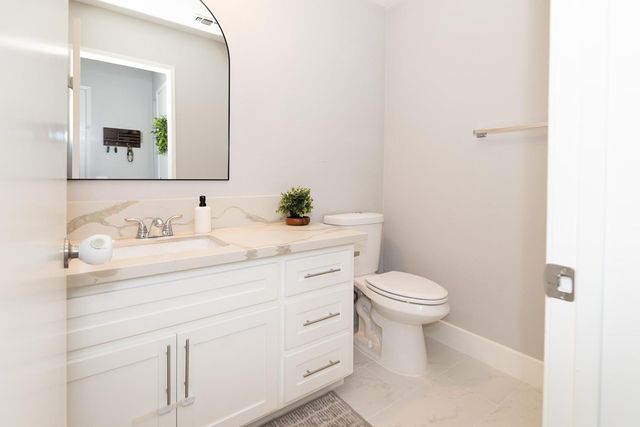 2672 Rio Bravo Cir, Sacramento, CA 95826