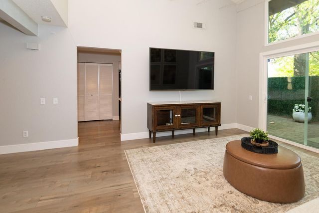 2672 Rio Bravo Cir, Sacramento, CA 95826