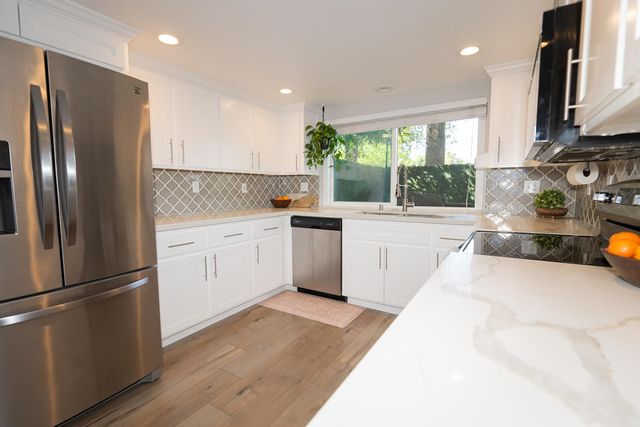 2672 Rio Bravo Cir, Sacramento, CA 95826