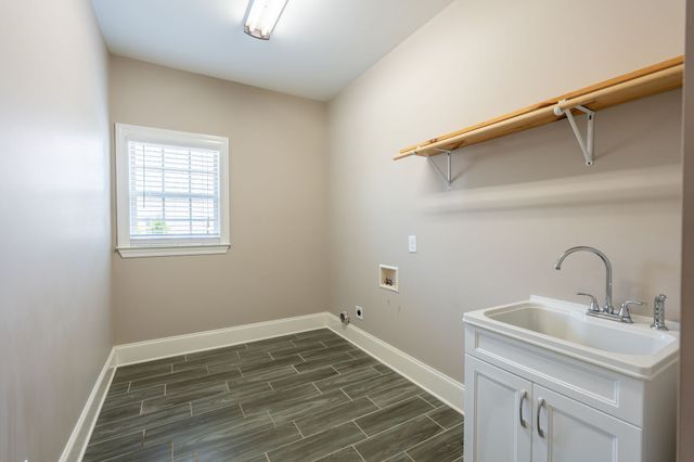 219 Waterloo St, Lawrenceburg, TN 38464