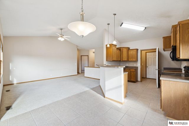 1933 Redstone Road, Lincoln, NE 68521