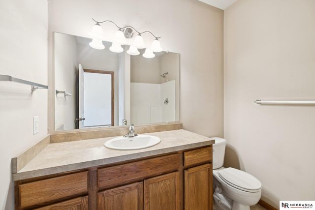 1933 Redstone Road, Lincoln, NE 68521