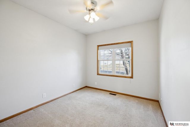 1933 Redstone Road, Lincoln, NE 68521