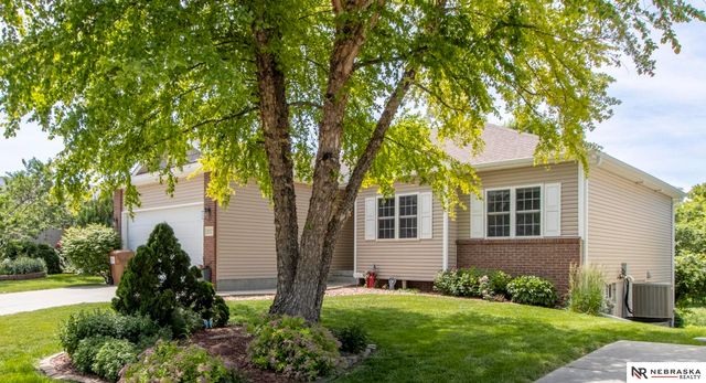 1933 Redstone Road, Lincoln, NE 68521