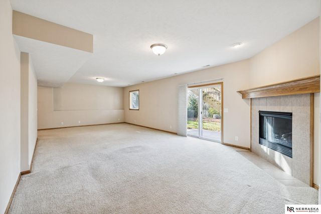 1933 Redstone Road, Lincoln, NE 68521