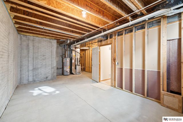 1933 Redstone Road, Lincoln, NE 68521