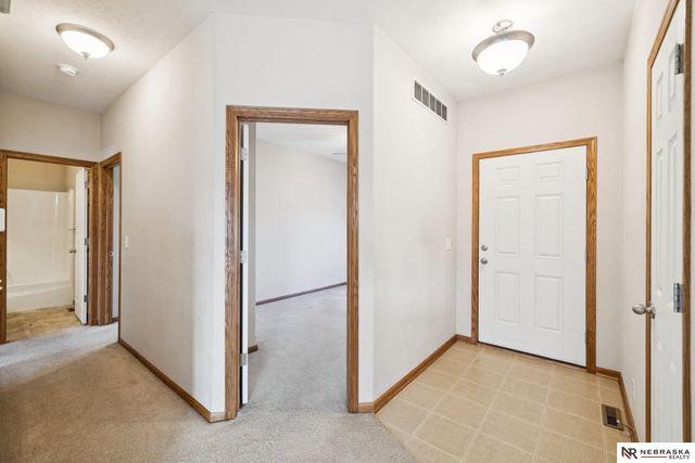 1933 Redstone Road, Lincoln, NE 68521