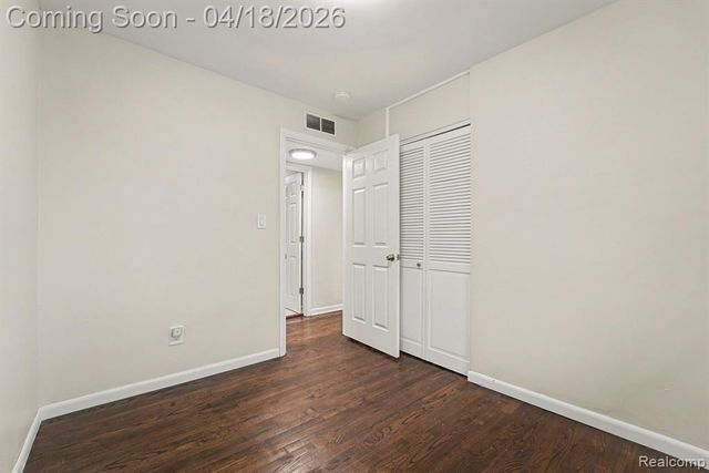 23578 Blackett Avenue, Warren, MI 48089