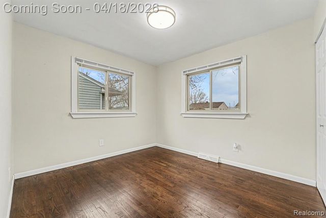 23578 Blackett Avenue, Warren, MI 48089