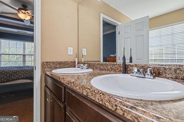 25 Redwood Drive, Adairsville, GA 30103