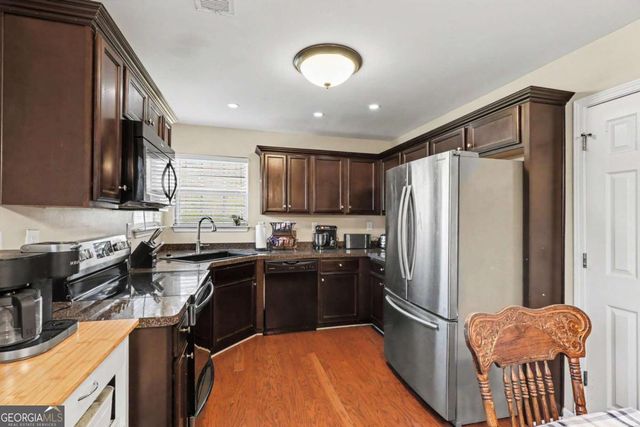 25 Redwood Drive, Adairsville, GA 30103
