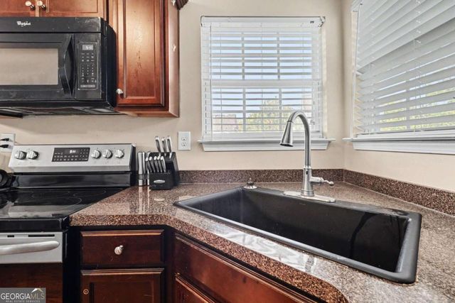 25 Redwood Drive, Adairsville, GA 30103