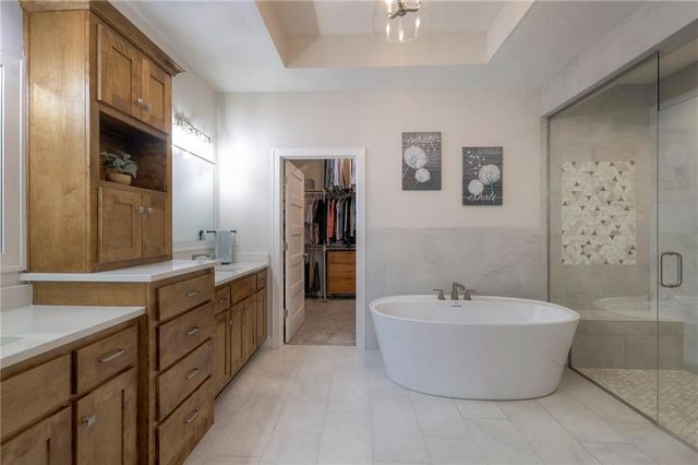 14781 W 128th Terrace, Olathe, KS 66062