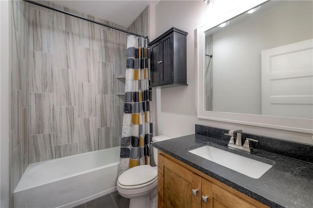 14781 W 128th Terrace, Olathe, KS 66062