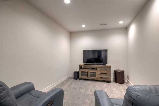 14781 W 128th Terrace, Olathe, KS 66062