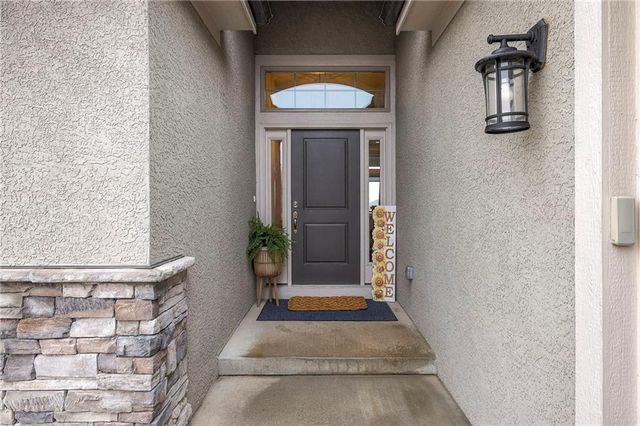 14781 W 128th Terrace, Olathe, KS 66062