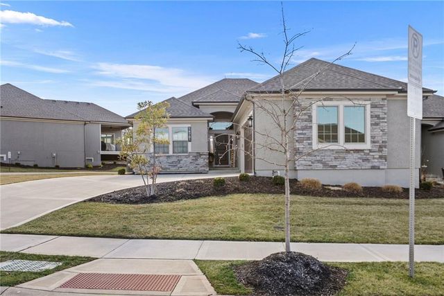 14781 W 128th Terrace, Olathe, KS 66062