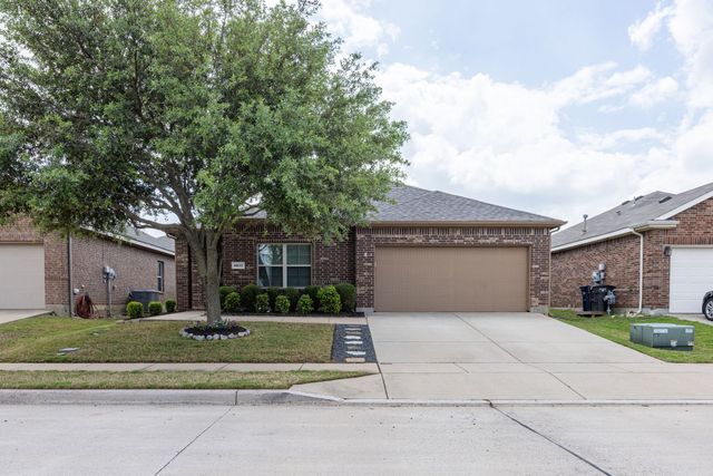 4833 Elkhart Drive, Crowley, TX 76036