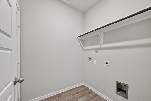 3406 Rolling River Drive, Baytown, TX 77521