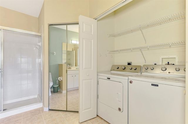 414 LAUREL LAKE DRIVE 203, Venice, FL 34292