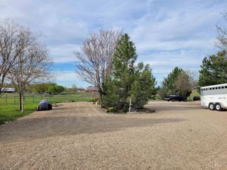 8502 Track Road, Nampa, ID 83686