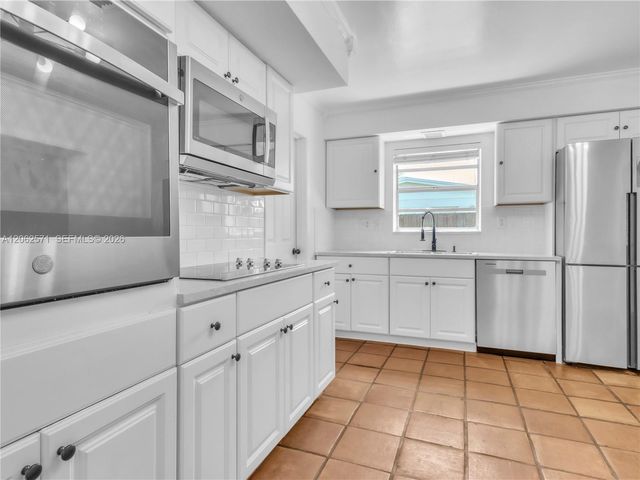 10015 SW 85th Terrace, Miami, FL 33173