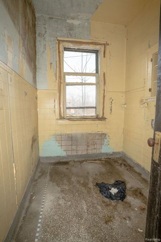 13626 Troester Street, Detroit, MI 48205