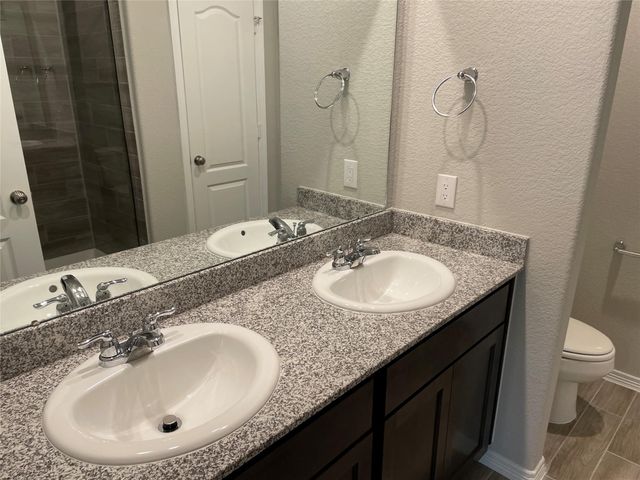 822 Redinger Ridge Drive, Houston, TX 77336